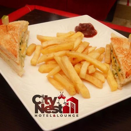 City Nest Hotel Ogombo 외부 사진