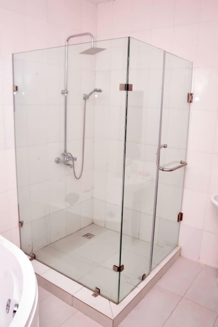 City Nest Hotel Ogombo 외부 사진